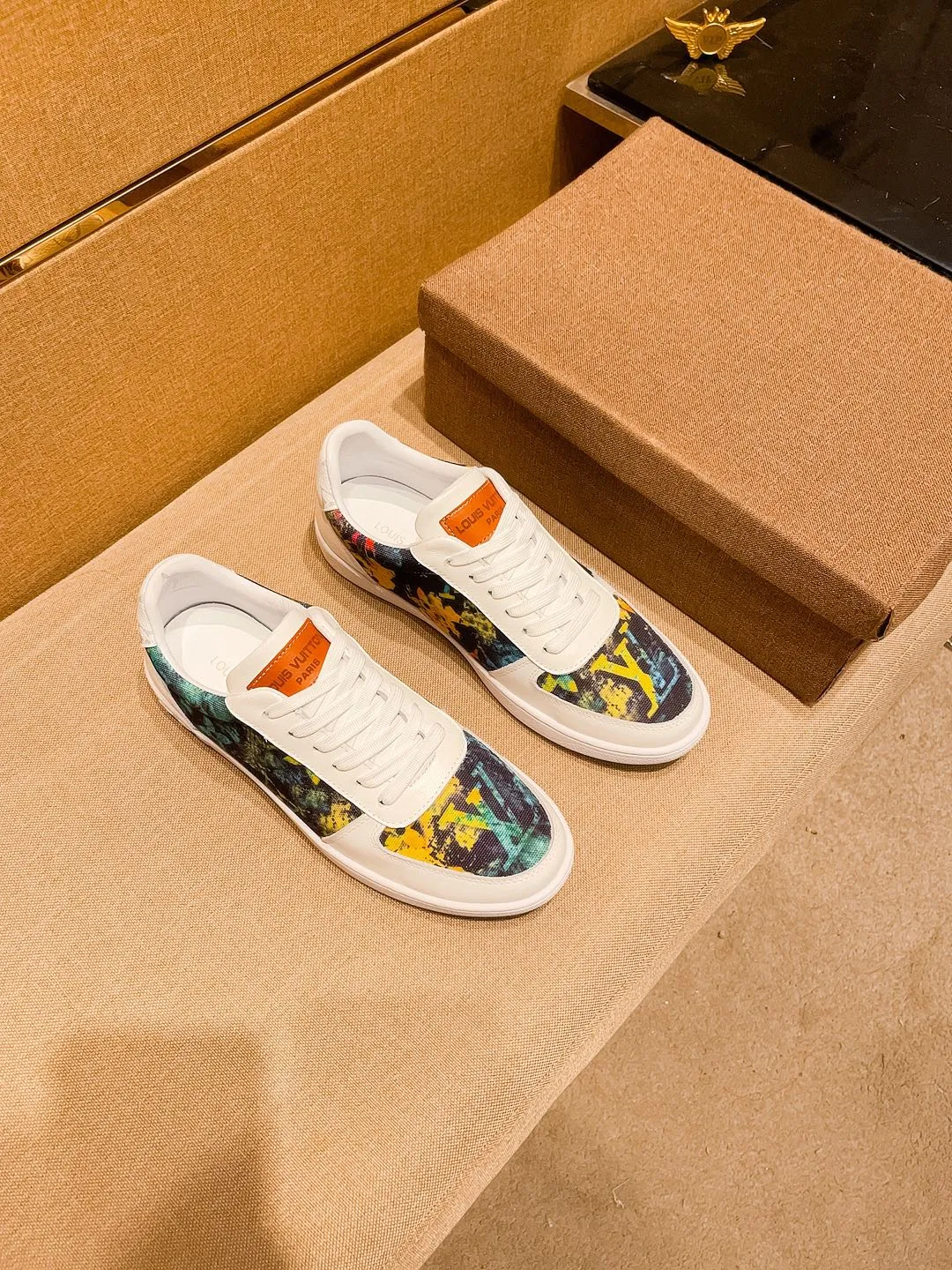 Men's shoes 💰 380💰【LV】🔥 Louis Vuitton, high-end men's shoes brand official website 1:1 latest masterpiece: the upper is made of Italian imported first-layer cowhide with a comfortable and breathable lining➕original non-slip and wear-resistant outsole🔥, making walking more convenient and comfortable! An exclusive new model, a stunning work, a beautiful 1:1 replica [color] compared to the official quality! Create a fashionable personality to set off your uniqueness! A must-have for trendy men! Classic 🔥Size: 38-44 Color: 🔥 2⃣️colors available🔥.